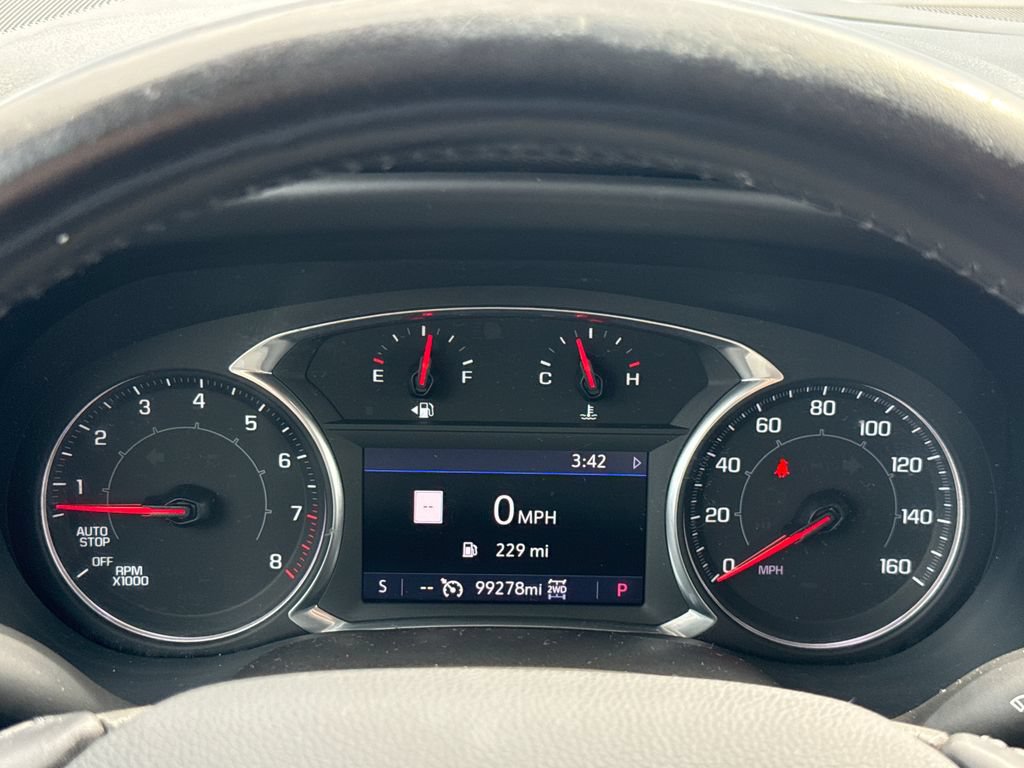 Used 2021 GMC Acadia SLT AWD/4WD image 17