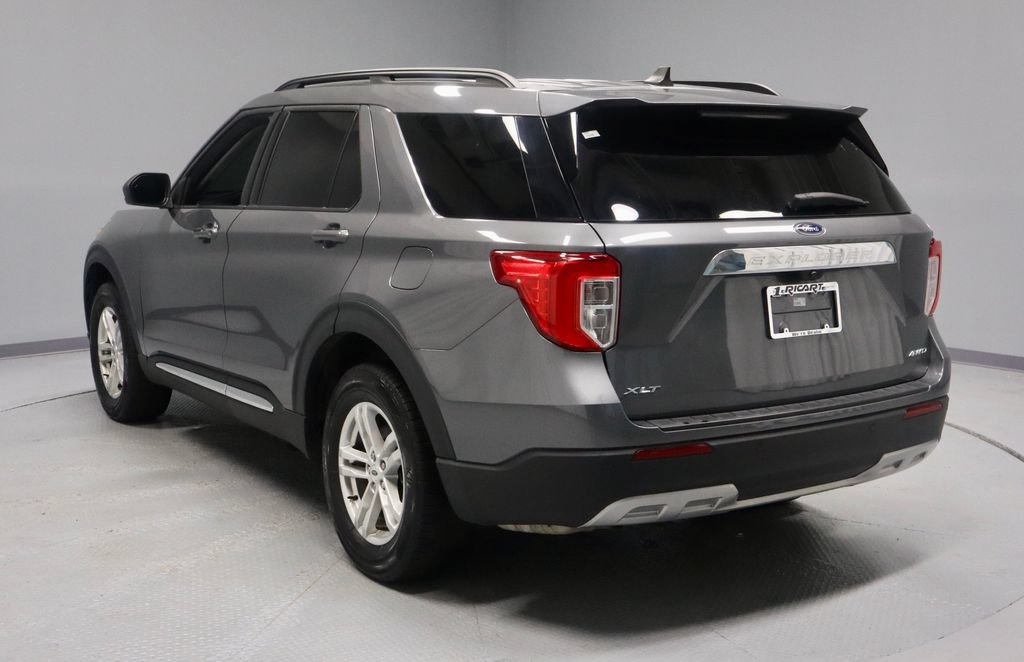 Certified 2023 Ford Explorer XLT w/ Equipment Group 202A AWD/4WD image 7