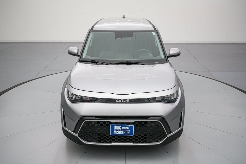 Used 2025 Kia Soul LX FWD image 10