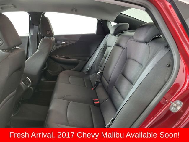Used 2017 Chevrolet Malibu LT image 15