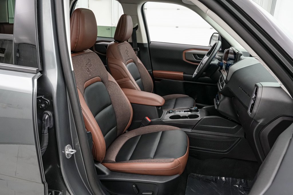 Certified 2025 Ford Bronco Sport Outer Banks w/ Outer Banks Tech Package+ image 27