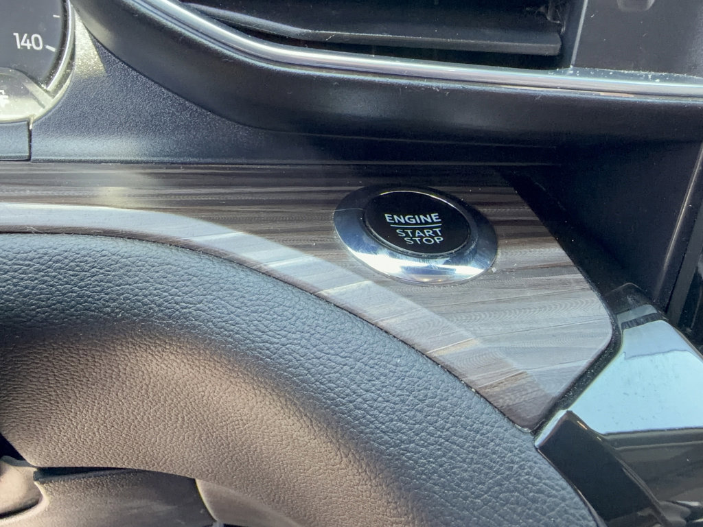 Certified 2023 Ford Explorer Limited w/ Limited Technology Package image 25