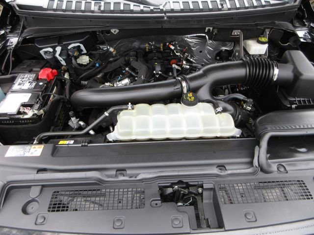 Certified 2022 Ford Expedition Limited image 30