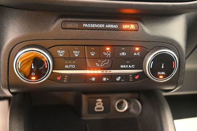 Certified 2025 Ford Escape ST-Line Select AWD/4WD image 13