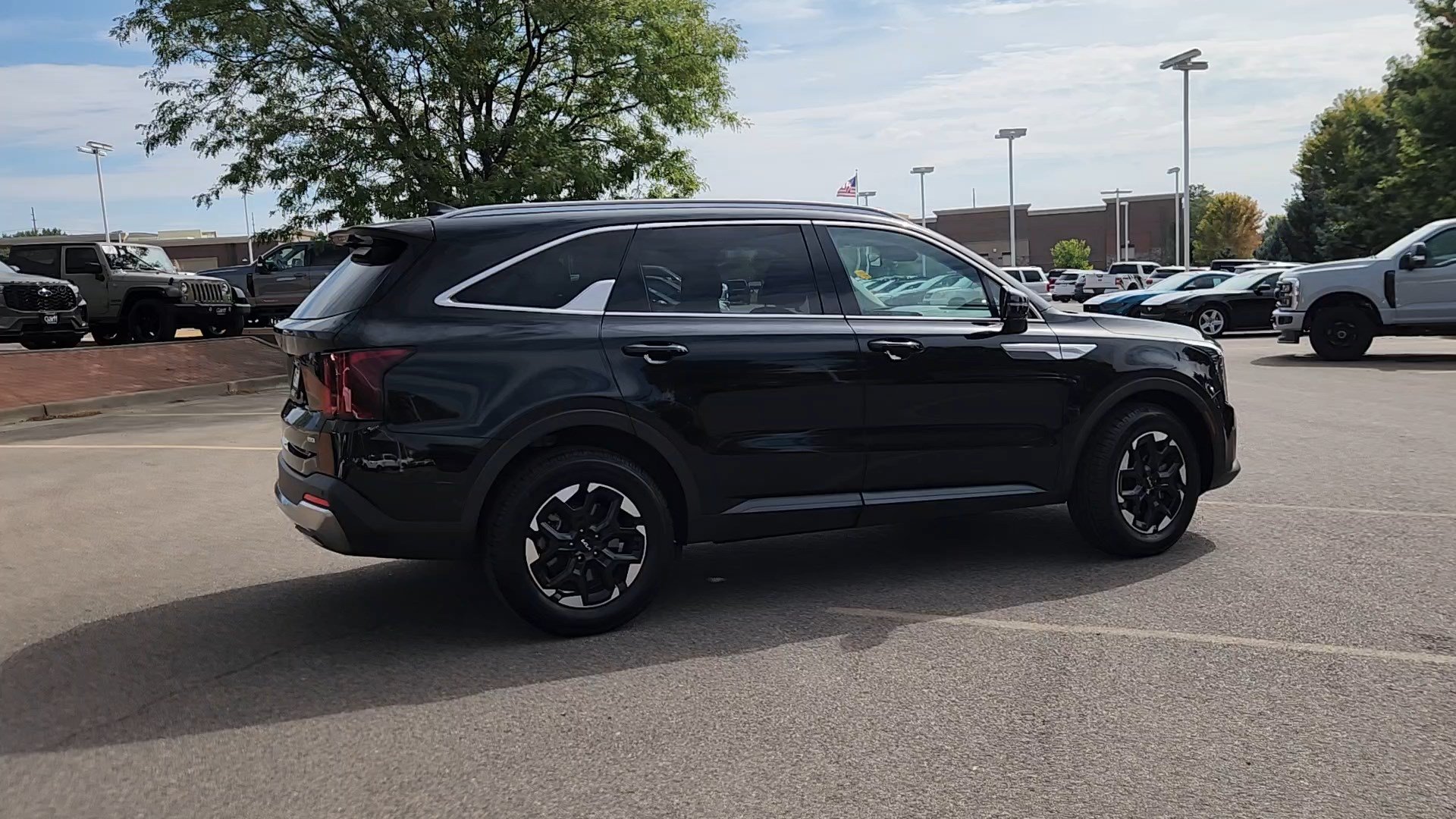 Used 2024 Kia Sorento S AWD/4WD image 12