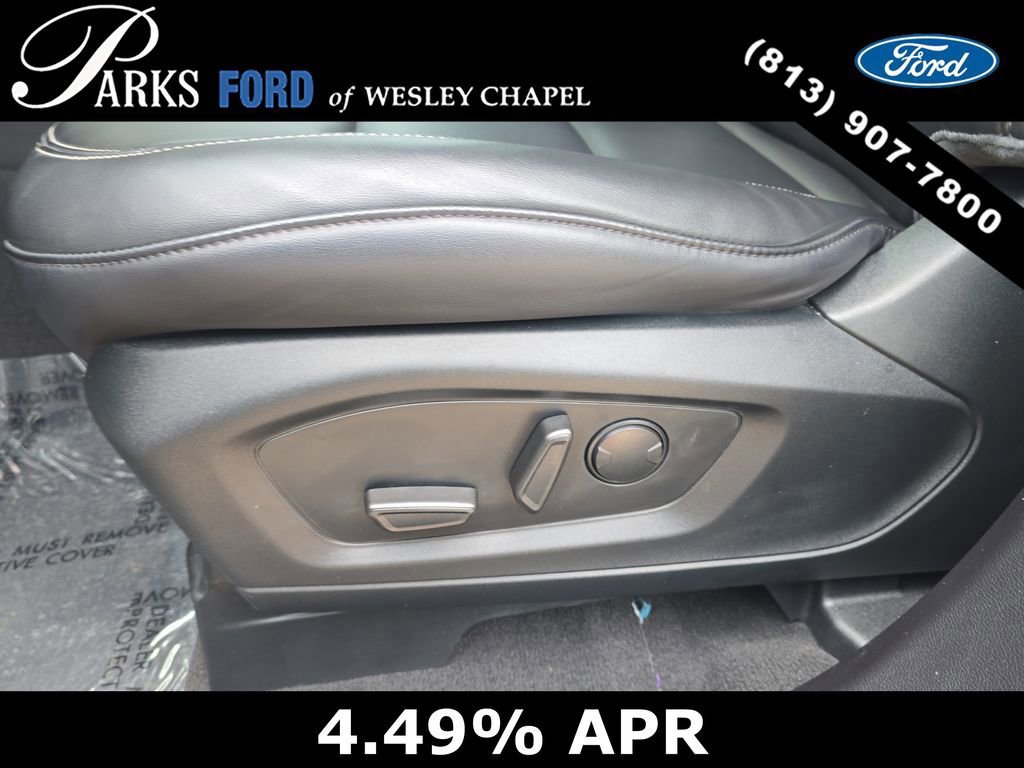 Certified 2022 Ford Explorer XLT w/ Equipment Group 202A image 19