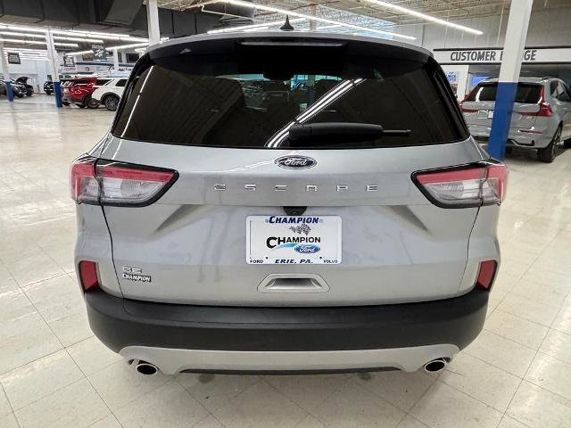 Certified 2022 Ford Escape SE FWD image 4
