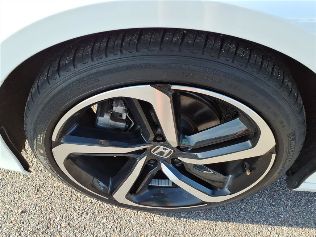 Used 2022 Honda Accord Sport image 4