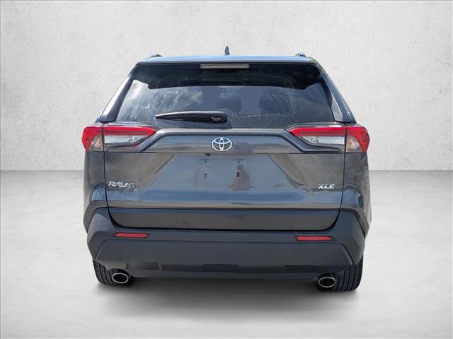 Used 2021 Toyota RAV4 XLE image 6