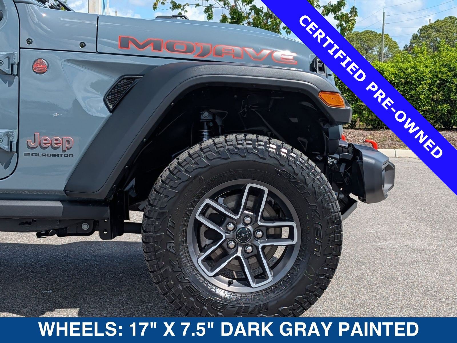 Used 2025 Jeep Gladiator Mojave w/ Safety Group AWD/4WD image 11