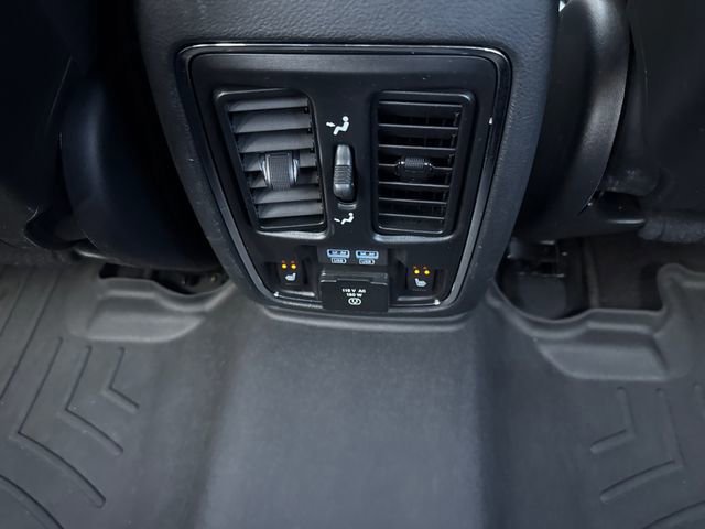 Used 2018 Jeep Grand Cherokee Limited image 22
