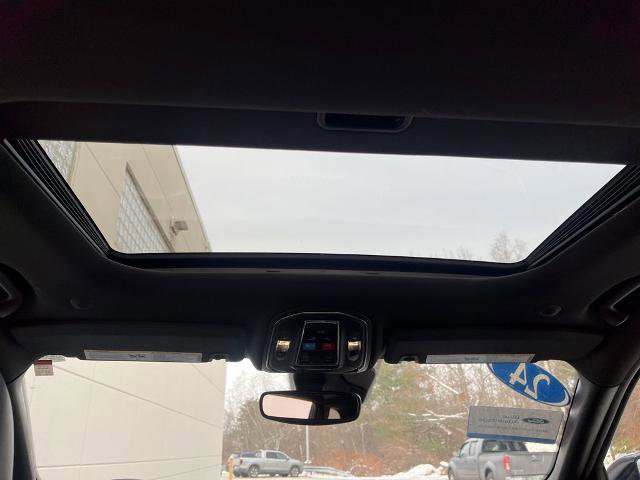 Used 2024 Jeep Grand Cherokee Altitude image 15