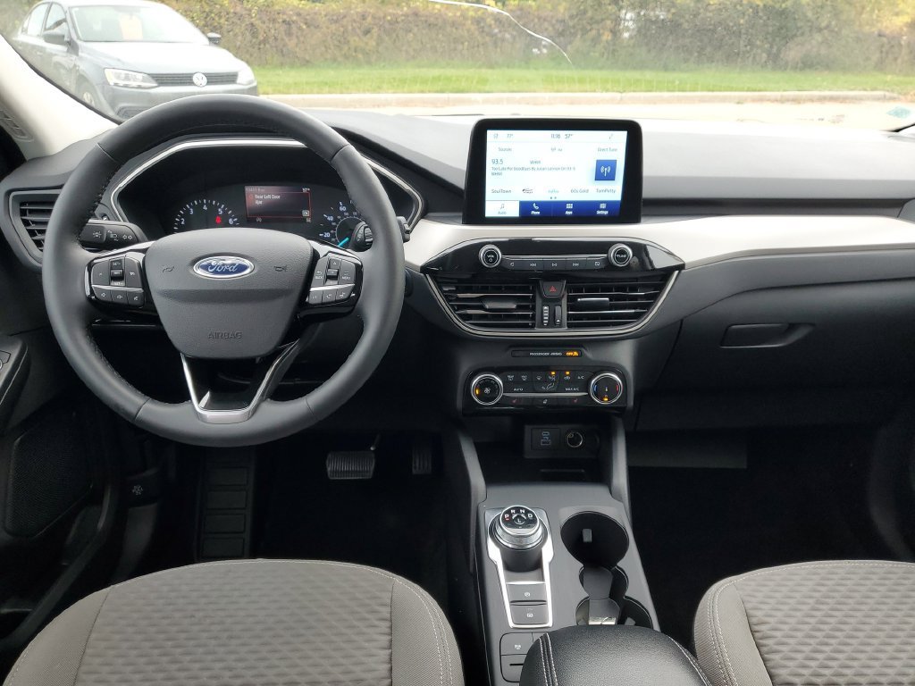 Certified 2022 Ford Escape SE w/ Cold Weather Package AWD/4WD image 16