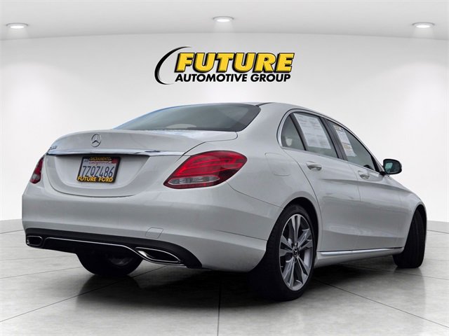 Used 2018 Mercedes-Benz C 300 Sedan image 4