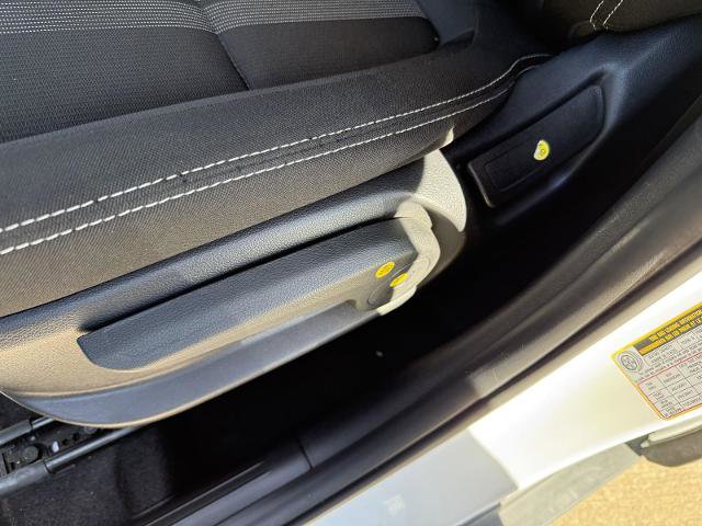 Used 2025 Hyundai Venue SEL image 17