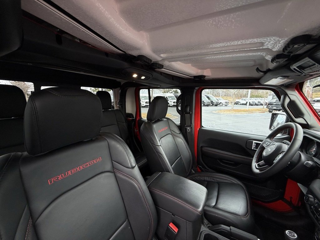 Used 2024 Jeep Gladiator Rubicon w/ Technology Group image 32