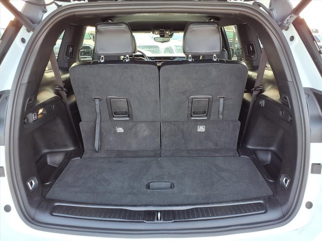 Used 2024 Jeep Grand Cherokee L Laredo image 29