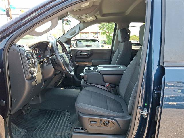 Used 2021 Chevrolet Silverado 1500 LT AWD/4WD image 17