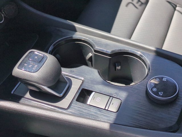 Used 2024 Nissan Rogue SV w/ SV Premium Package AWD/4WD image 25