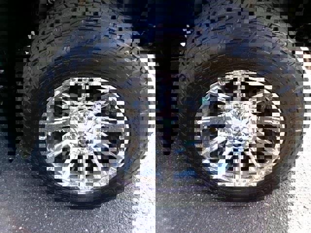 Certified 2024 Ford F350 Limited w/ FX4 Off-Road Package image 6