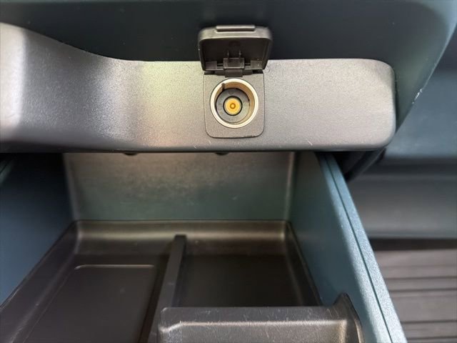 Certified 2022 Ford Maverick XL image 28