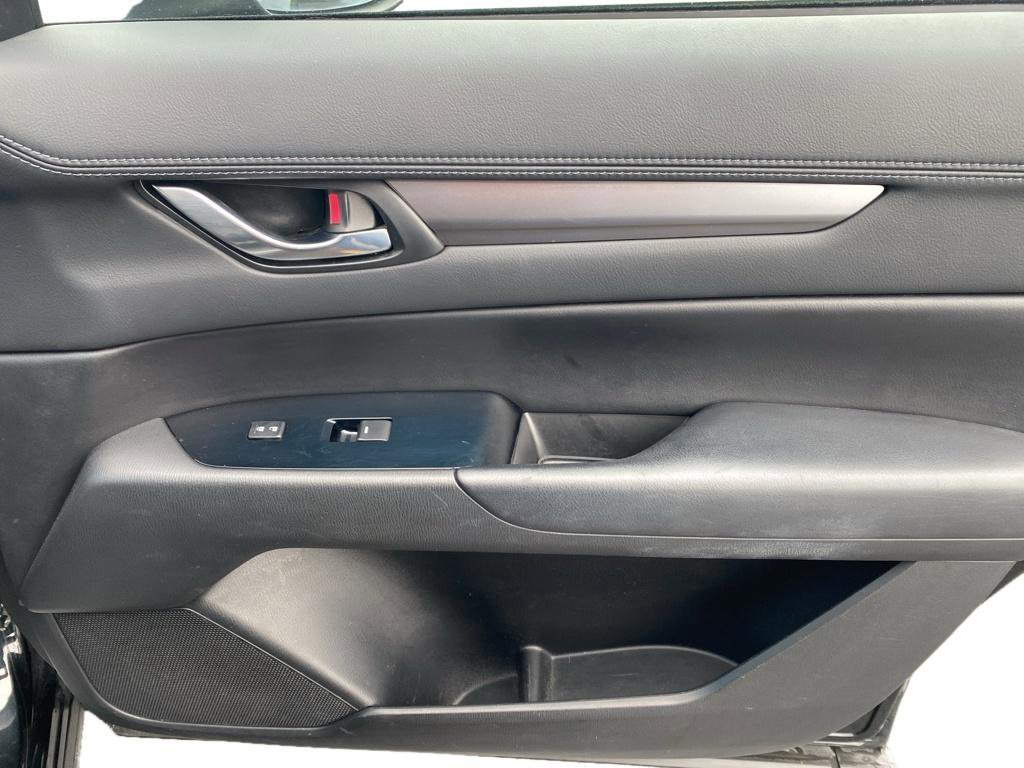 Used 2019 MAZDA CX-5 Touring image 7