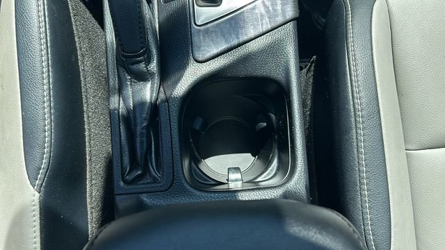 Used 2017 Toyota RAV4 Platinum image 23