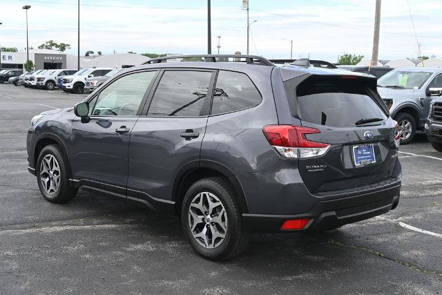 Used 2022 Subaru Forester Premium AWD/4WD image 11