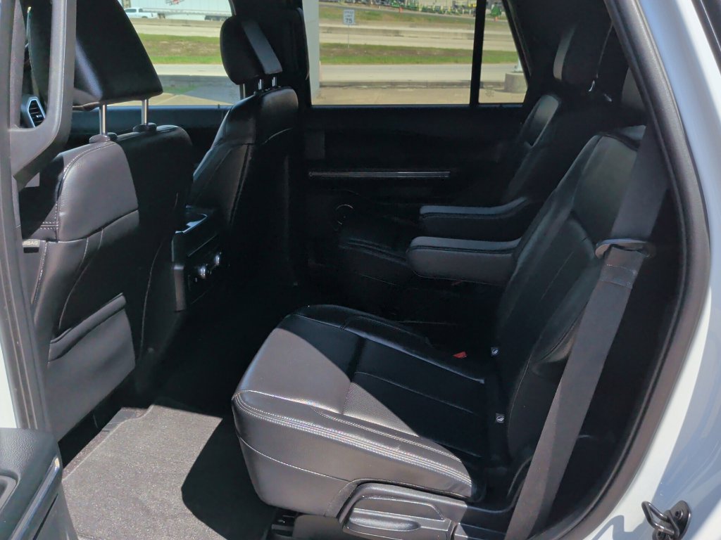 Certified 2021 Ford Expedition XLT RWD image 10