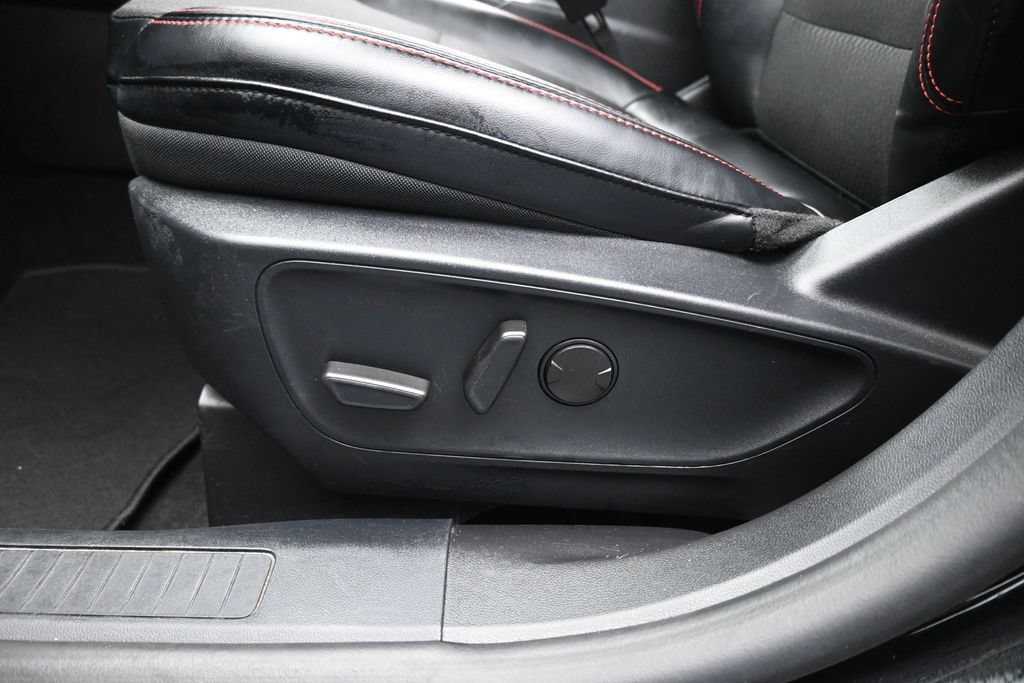 Certified 2025 Ford Escape ST-Line FWD image 11