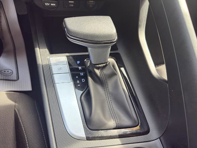 Used 2023 Hyundai Elantra SEL FWD image 25