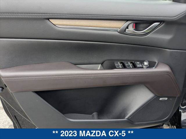 Used 2023 MAZDA CX-5 Signature AWD/4WD image 10