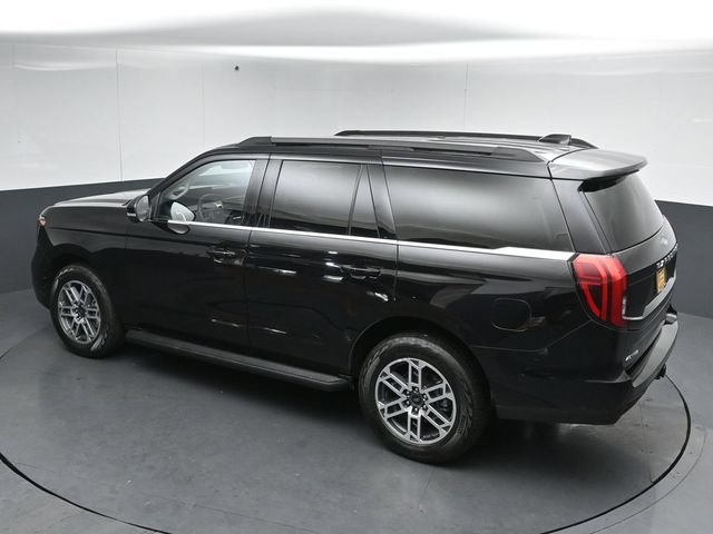 Certified 2025 Ford Expedition Active AWD/4WD image 49