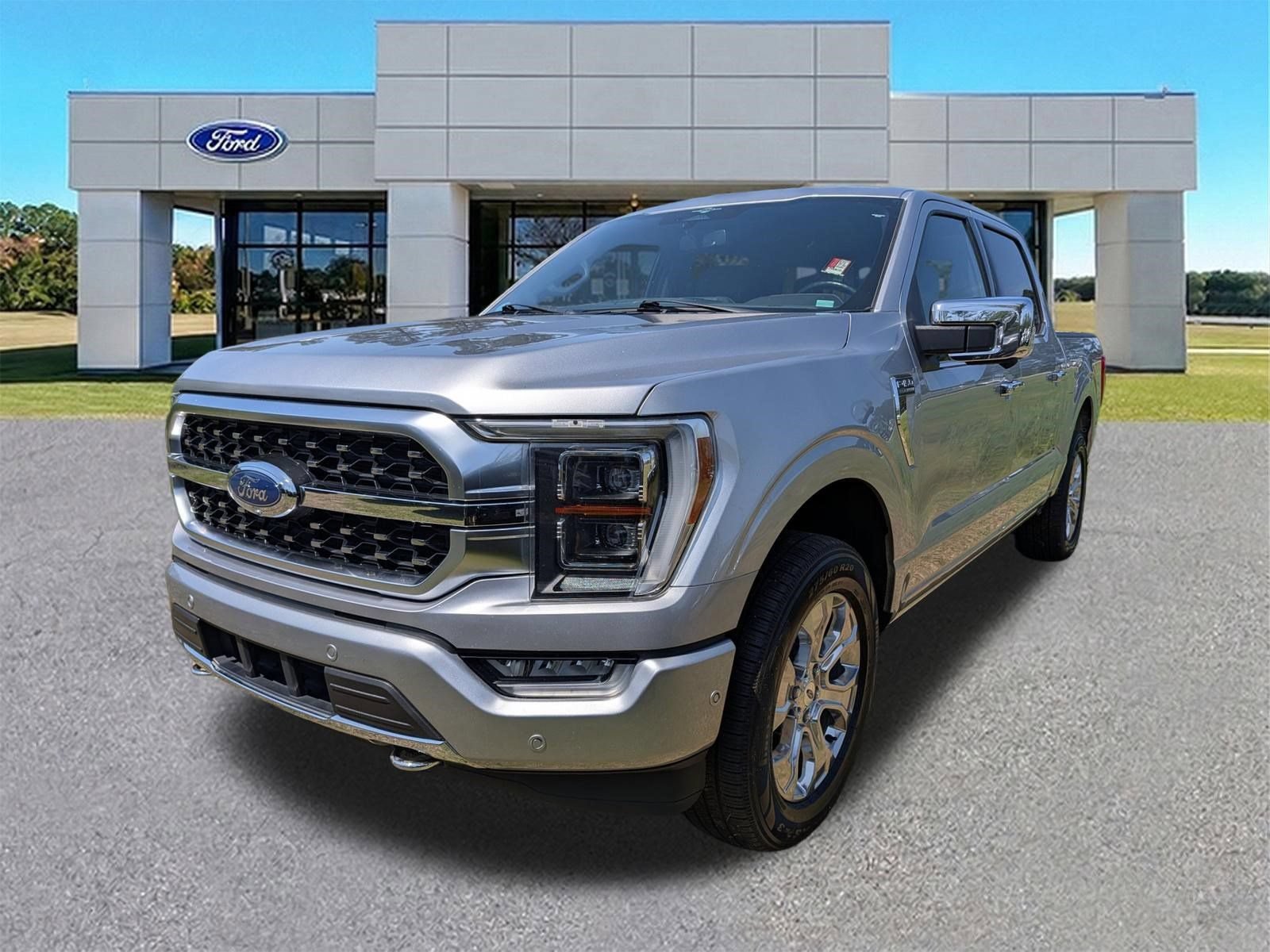 Certified 2023 Ford F150 Platinum w/ Equipment Group 701A High AWD/4WD image 4