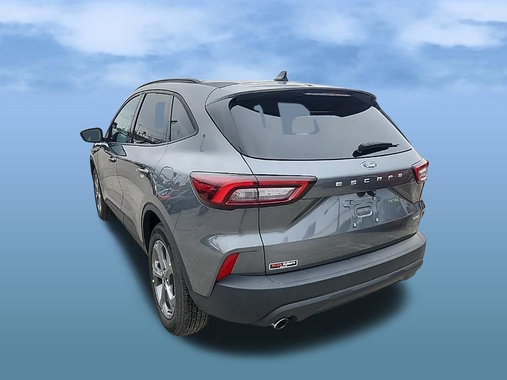 Certified 2025 Ford Escape ST-Line AWD/4WD image 5