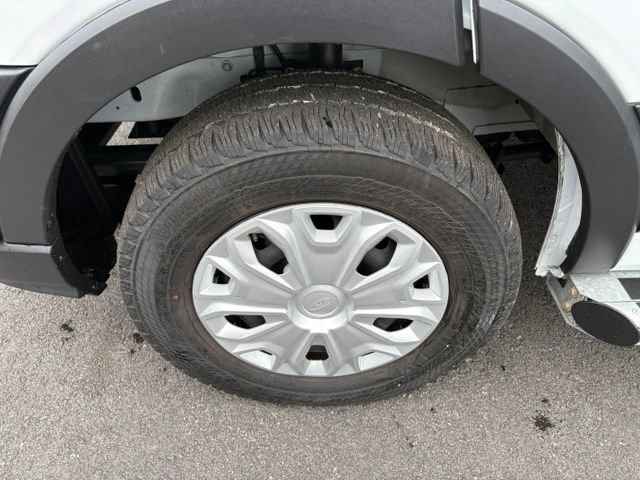 Certified 2025 Ford Transit 250 Low Roof w/ Exterior Upgrade Package RWD image 12