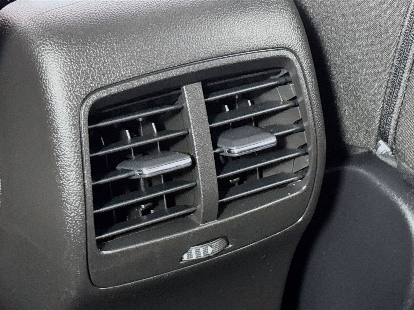 Certified 2025 Ford Escape Active FWD image 23