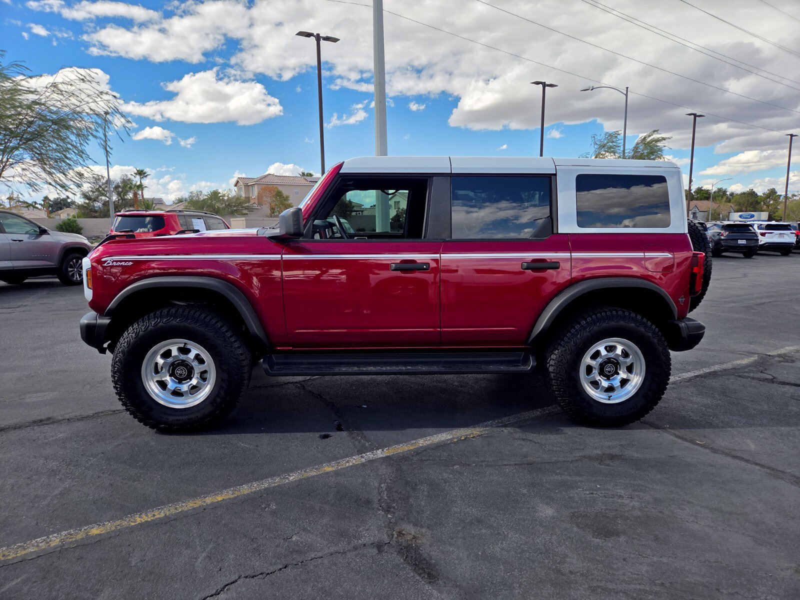 Certified 2025 Ford Bronco Heritage Edition AWD/4WD image 3