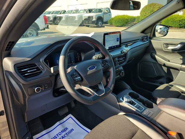 Certified 2025 Ford Escape ST-Line FWD image 16