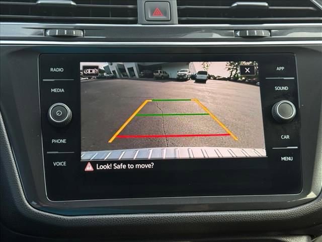 Used 2023 Volkswagen Tiguan SE FWD image 25
