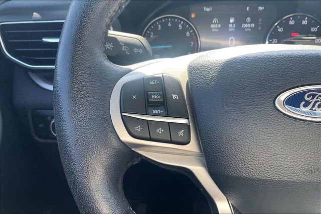 Certified 2023 Ford Explorer XLT w/ Equipment Group 202A RWD image 18