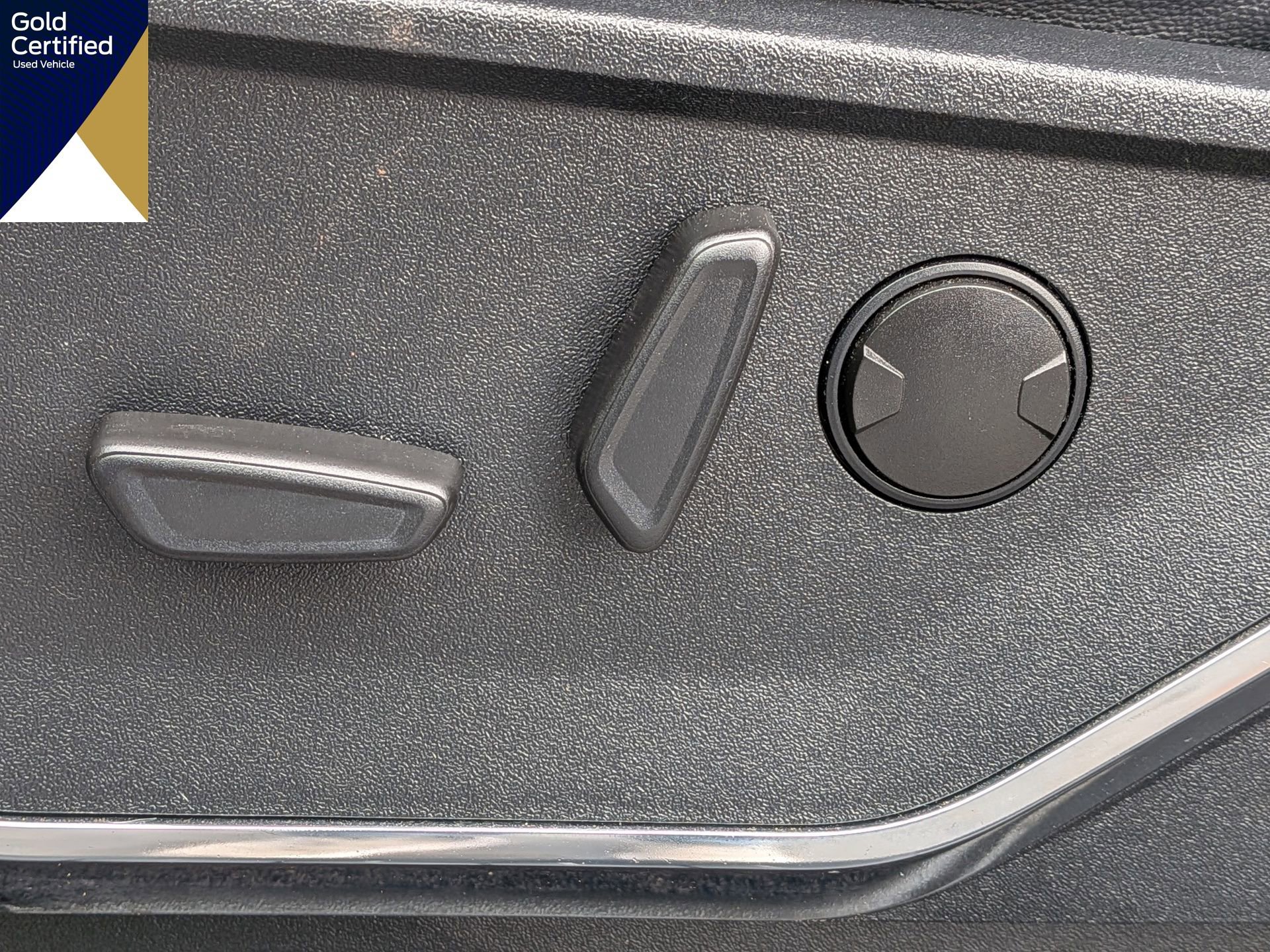 Certified 2022 Ford F150 Lariat w/ Equipment Group 501A Mid image 24