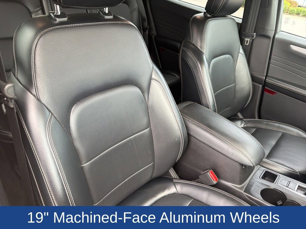 Certified 2023 Ford Escape Platinum image 13