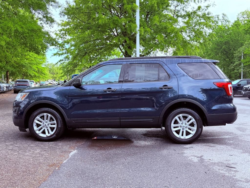 Certified 2017 Ford Explorer 4WD image 2