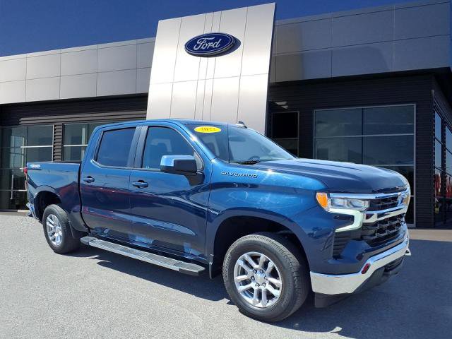 Used 2022 Chevrolet Silverado 1500 LT AWD/4WD image 1