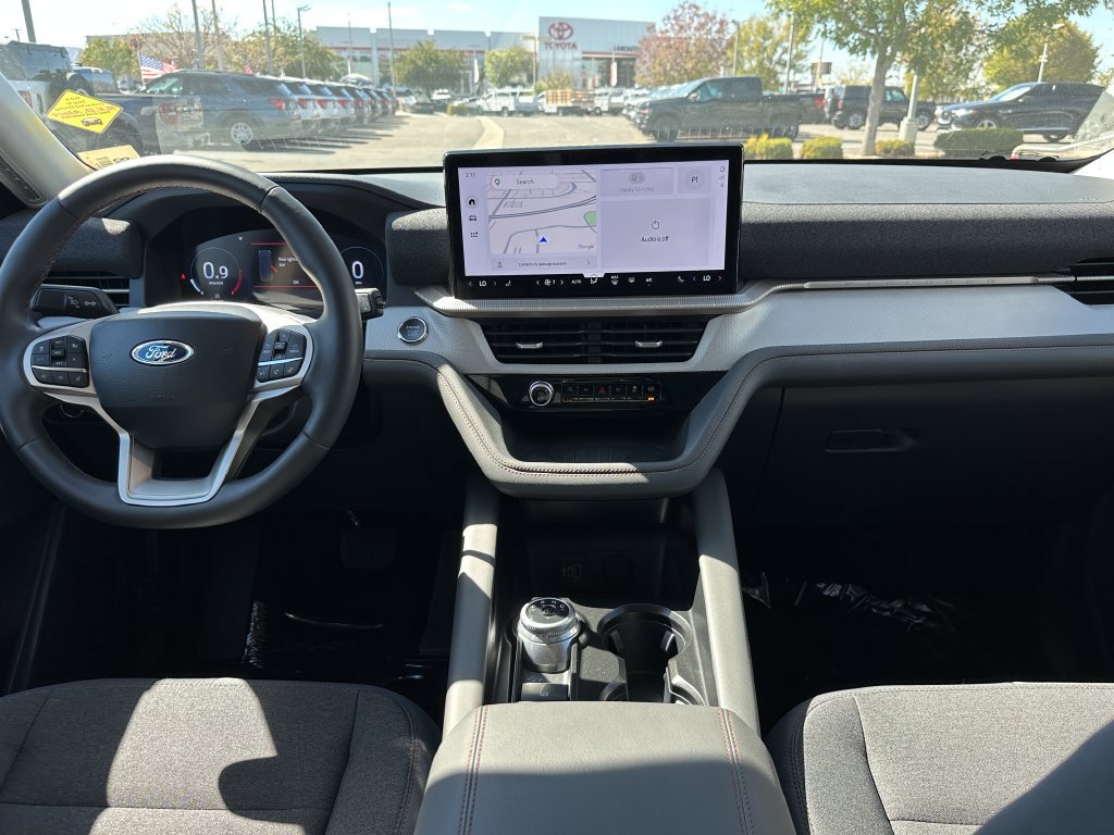 Certified 2026 Ford Explorer Active RWD image 21