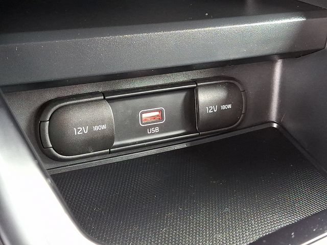 Used 2021 Kia Soul LX FWD image 26