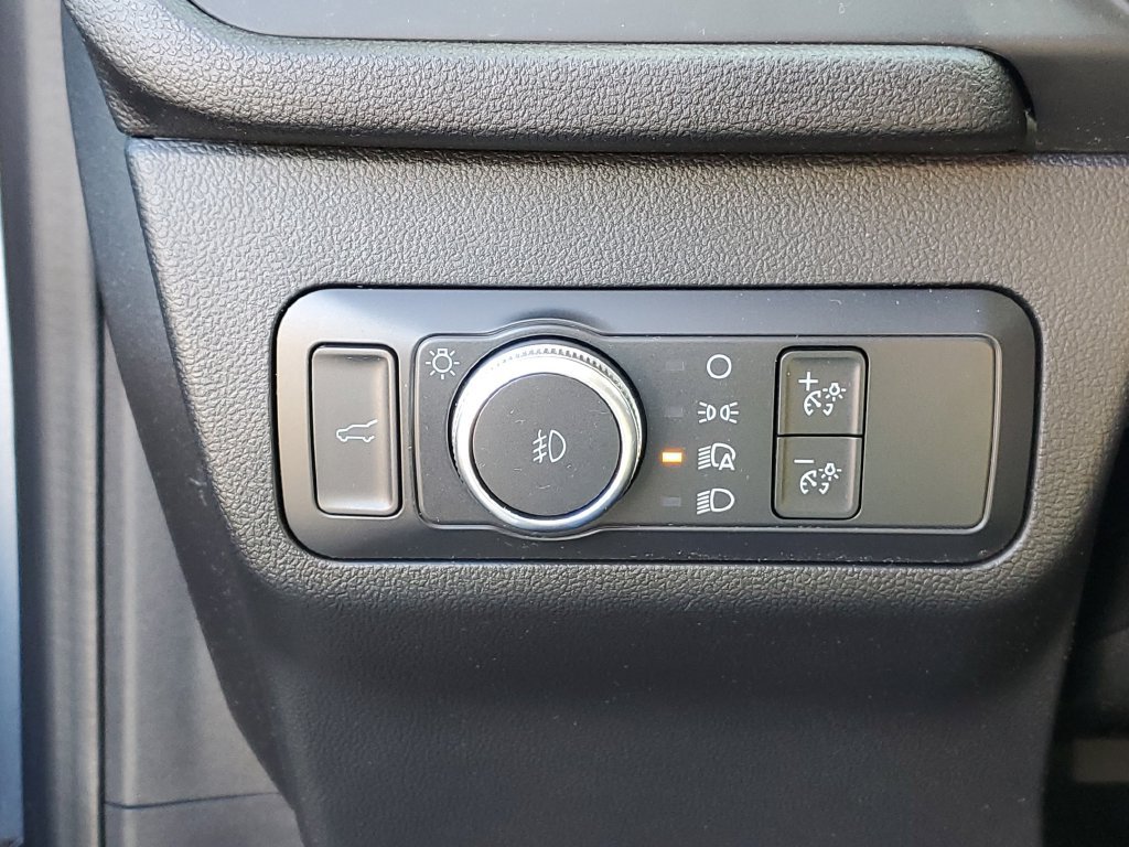 Certified 2021 Ford Escape SEL AWD/4WD image 23