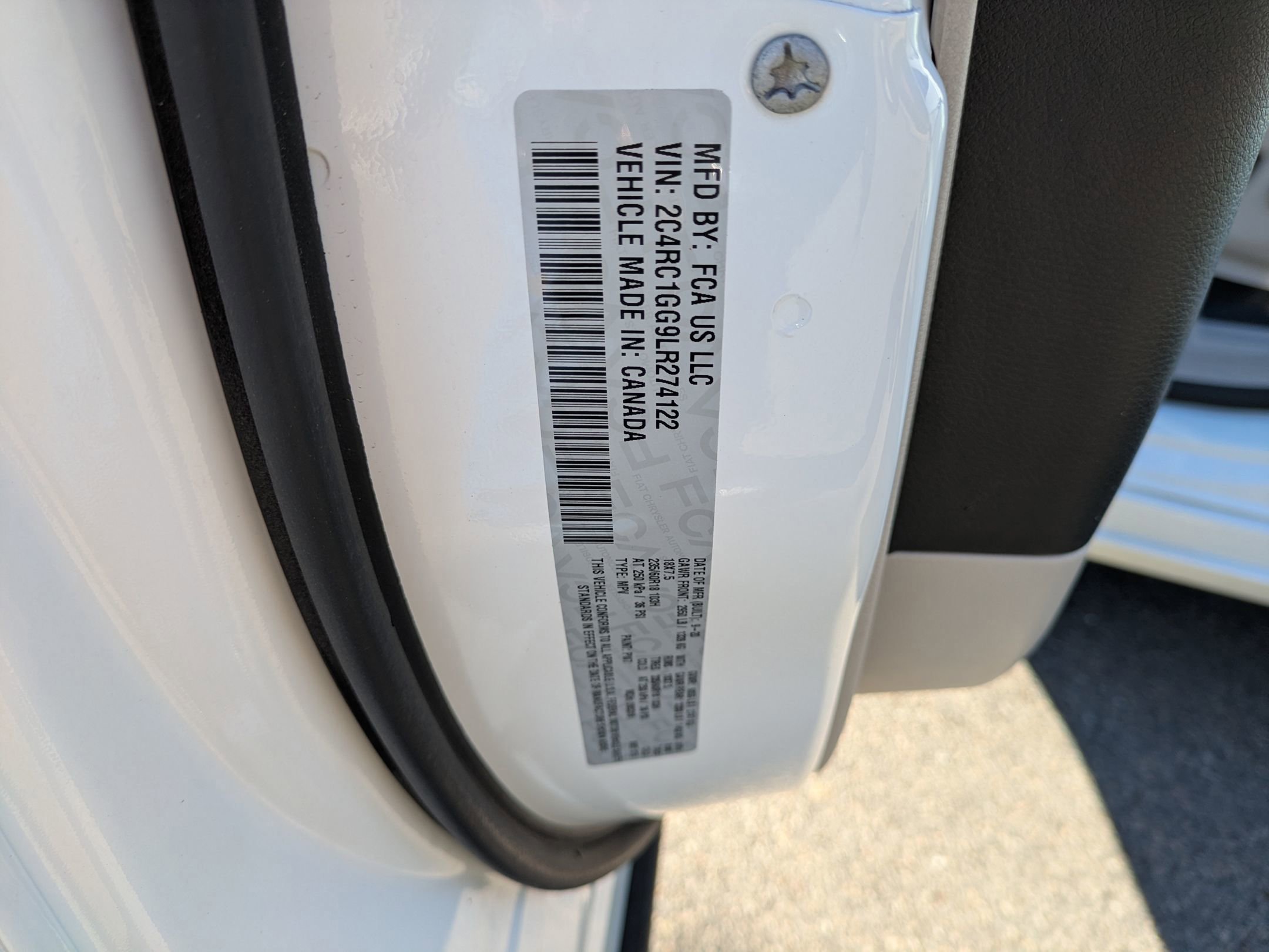 Used 2020 Chrysler Pacifica Limited image 34