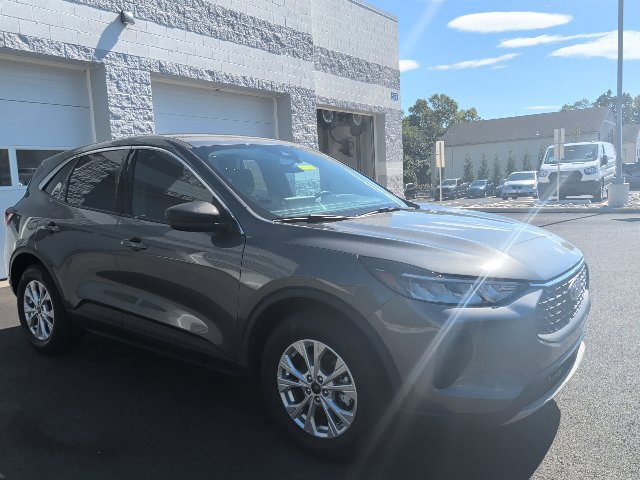 Certified 2023 Ford Escape Active w/ Tech Pack #1 AWD/4WD image 7
